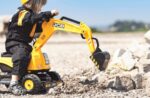 Bager sa šlemom JCB model 135 na pesku