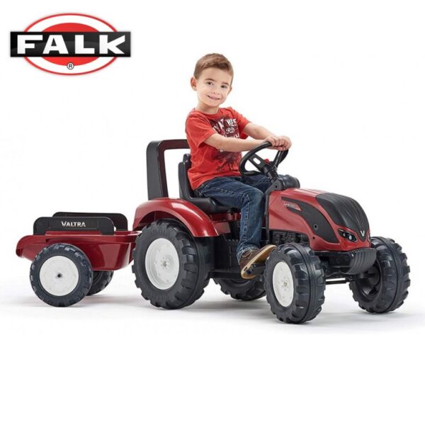 Traktor na pedale Valtra Falk Toys crveni sa prikolicom i dečakom
