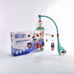 Muzička vrteška All in One mint boje sa muzičkom kutijom , sobnom lampom i visećim igračkicama