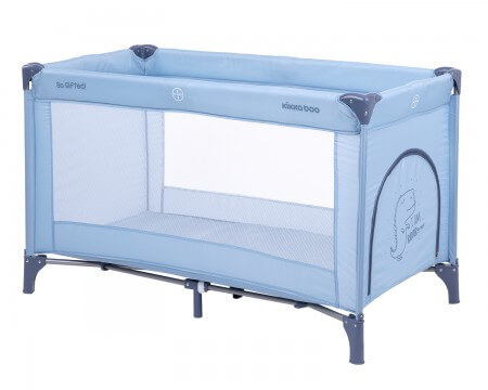 Prenosivi krevetić So Gifted plave boje sa mrežastim stranama i bočnim ulazom na jednoj stranici