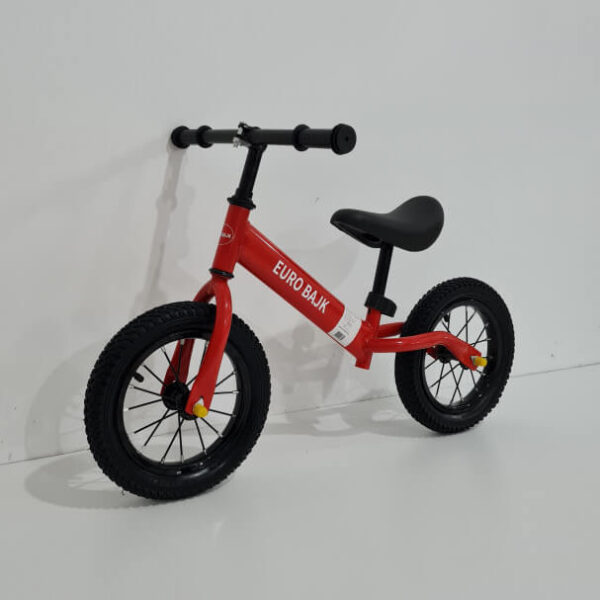 Balans Bike 12 sa gumama na naduvavanje crveni prikazan iz profila