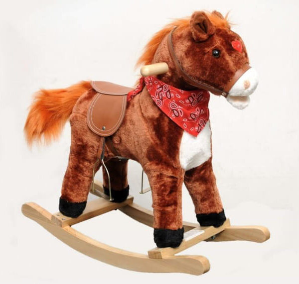 Muzički konjić klackalica Braon sa crvenom maramom sedlom i uzengijama prikazan iz profila