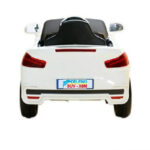 Autici na akumulator SUV-X6M za decu bele boje prikazan otpozadi