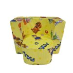 foteljica za decu model hugo oslikana patrolnim šapama žuta prikazana sa prednje strane na beloj pozadini