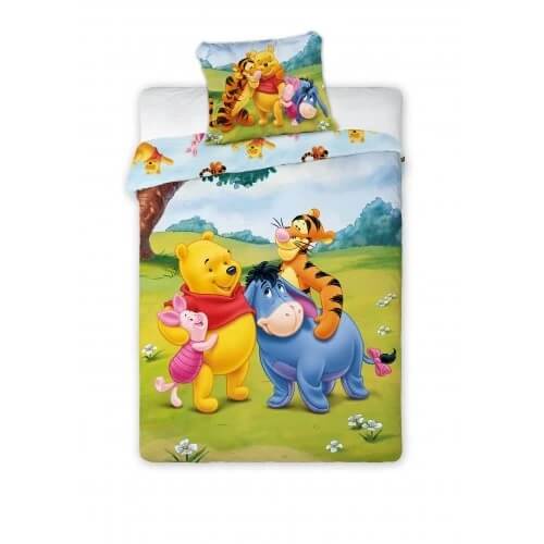 Posteljina za bebe Winnie Pooh 244 više boja sa motivom družine Winnie Pooh-a koja uključuje jorgansku navlaku i jastučnicu