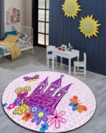 Tepih za decu okrugli Zamak prikazan na podu dečije sobe