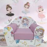 fotelja bambi vila slikana u dečijoj sobi