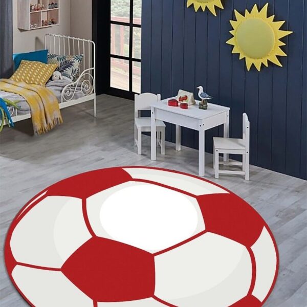 Tepih za decu okrugli Fudbalska lopta crveni prikazan na podu dečije sobe