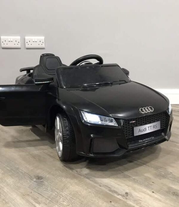 Dečiji auto Audi TT RS licencirani na akumulator - crni, G336, 000063 - Slika 7