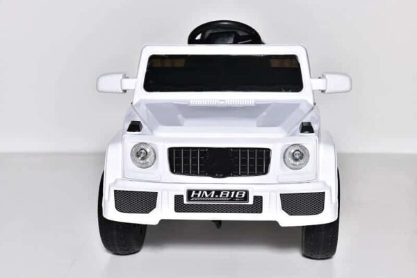 Dečiji auto na akumulator mercedes G55 bele boje prikazan sa prednje strane.