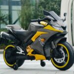 Veliki dečiji motor R-15 na akumulator 12V - Sivo-žuti, SM-24101 - Slika 3