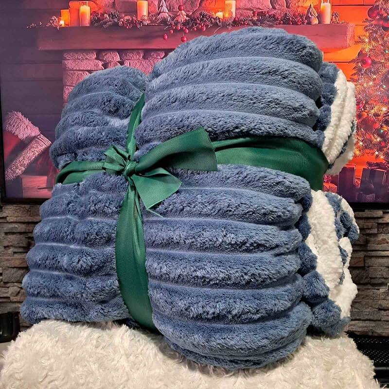 Plišano ćebe Paris - Teget Plišano ćebe Paris - Teget