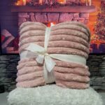 Plišano ćebe Paris roze