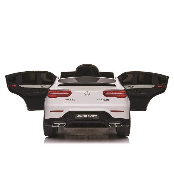 Automobil Mercedes GLC 63 beli