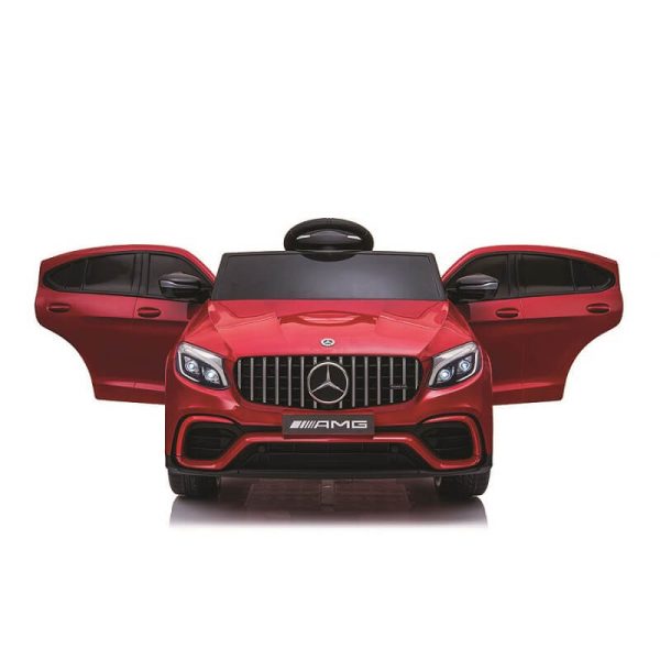 Automobil Mercedes GLC 63 crveni