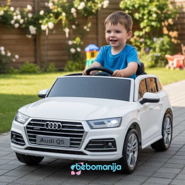 Džip AUDI Q5 Beli SM-24405B