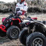 Can-Am 4×4 Renegade ATV Kvad sa mekim gumama - Crveni - Slika 3