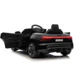 Audi e-tron GT crni auto na akumulator - slika 10