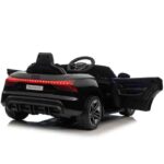 Audi e-tron GT crni auto na akumulator - slika 12