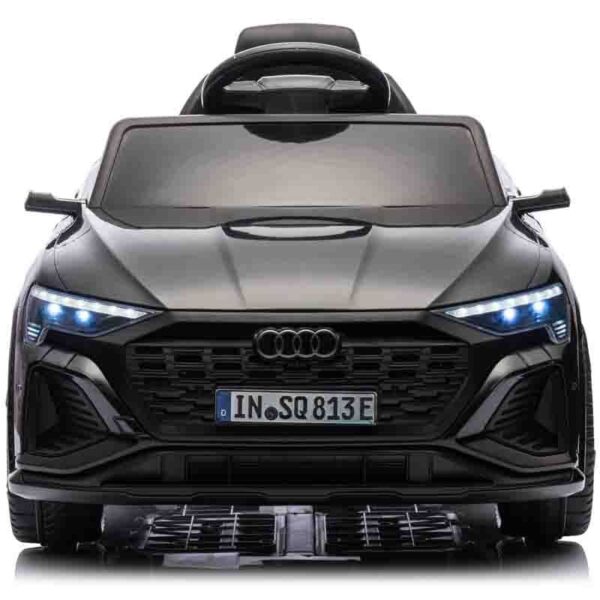 Audi SQ8 e-tron crni akumulatorski džip 2