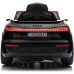 Audi SQ8 e-tron crni akumulatorski džip 5
