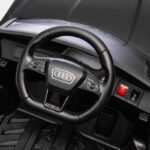 Audi SQ8 e-tron crni akumulatorski džip 12
