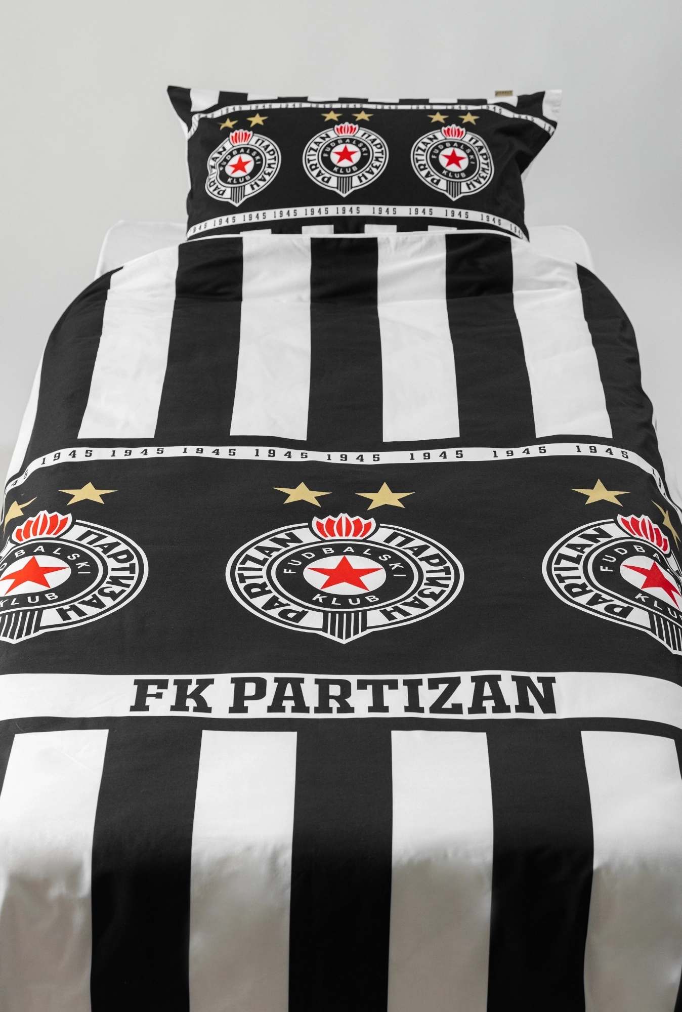 Posteljni set Partizan Tri Grba 820-set.trigrba 4